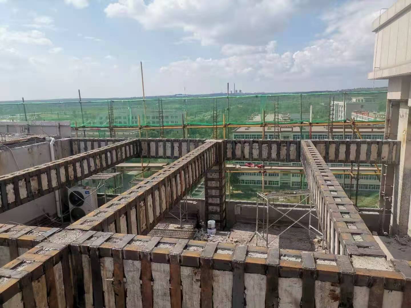 通辽厂房加固怎么做?